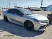2022 Toyota Camry Hybrid XSE с VIN 4T1K31AK0NU044226, выставлен на аукционе Copart как лот 70329195 с пробегом 59 984 миль миль и Чистый • Clean title. История ставок и продаж доступна на DreamBid. Изображение 4.