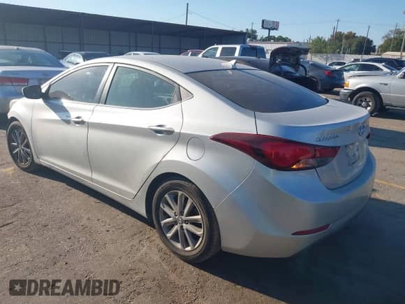2015 Hyundai Elantra SE z VIN 5NPDH4AE4FH627775, wystawiony jako IAAI lot #43428079 z przebiegiem 144 665 mil mil oraz . Historia ofert i sprzedaży dostępna na DreamBid. Obrazek 3.