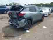 2025 Chevrolet TrailBlazer LT z VIN KL79MPSL4SB108637, wystawiony jako IAAI lot #43175011 z przebiegiem 1 190 mil mil oraz . Historia ofert i sprzedaży dostępna na DreamBid. Obrazek 4.