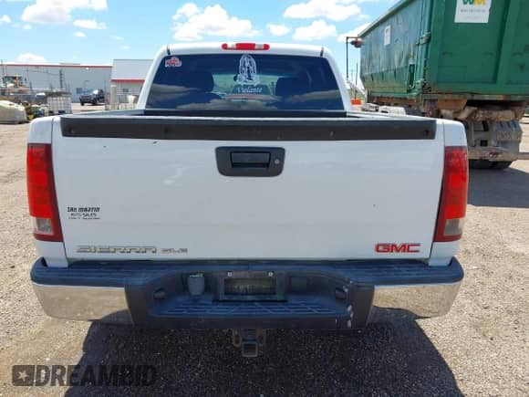 2007 GMC Sierra 1500 SLE1 z VIN 3GTEC13J07G557245, wystawiony jako IAAI lot #43203354 z przebiegiem 272 911 mil mil oraz . Historia ofert i sprzedaży dostępna na DreamBid. Obrazek 16.