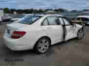 2011 Mercedes-Benz C 300 Sport с VIN WDDGF8BB2BR146575, выставлен на аукционе Copart как лот 80443765 с пробегом 134 846 миль миль и Списание • Salvage title. История ставок и продаж доступна на DreamBid. Изображение 3.