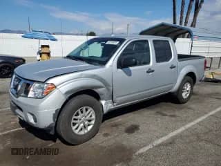 2018 Nissan Frontier SV z VIN 1N6AD0ER1JN761119, wystawiony jako Copart lot #82345825 z przebiegiem 76 984 mil mil oraz Szkoda całkowita • Salvage title. Historia ofert i sprzedaży dostępna na DreamBid. Obrazek 1.