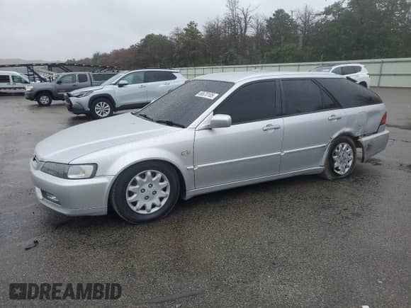 1998 Honda Accord с VIN CF71009532, выставлен на аукционе Copart как лот 68670105 с пробегом 22 659 миль миль и Списание • Salvage title. История ставок и продаж доступна на DreamBid. Изображение 1.