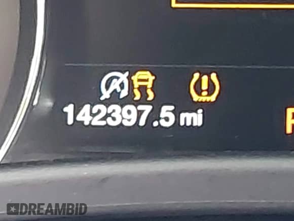 2018 Ford F-150 XL z VIN 1FTEW1EP0JFA87509, wystawiony jako IAAI lot #42992361 z przebiegiem 142 397 mil mil oraz . Historia ofert i sprzedaży dostępna na DreamBid. Obrazek 15.