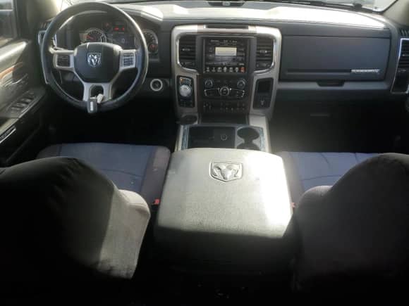 2014 Ram 1500 Laramie с VIN 1C6RR7NTXES368682, выставлен на аукционе Copart как лот 89713075 с пробегом 212 954 миль миль и Списание • Salvage title. История ставок и продаж доступна на DreamBid. Изображение 8.