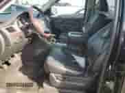 2013 Cadillac Escalade Luxury z VIN 1GYS4BEF5DR165348, wystawiony jako Copart lot #81265015 z przebiegiem 88 676 mil mil oraz Szkoda całkowita • Salvage title. Historia ofert i sprzedaży dostępna na DreamBid. Obrazek 7.