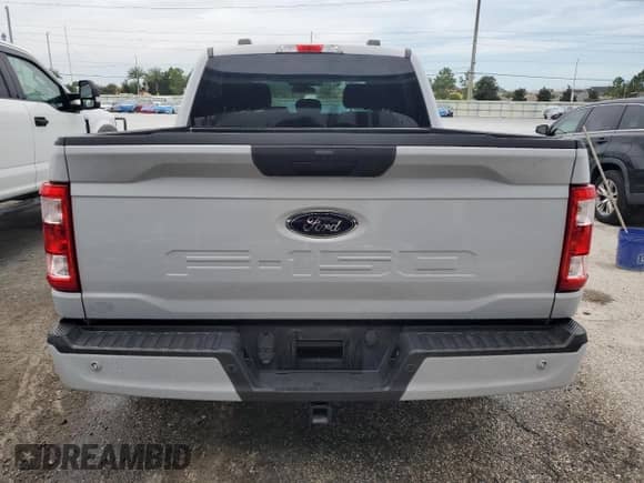 2021 Ford F-150 XL z VIN 1FTEW1CB8MKD01021, wystawiony jako Copart lot #80383905 z przebiegiem 81 567 mil mil oraz Nie do naprawy • Non repairable. Historia ofert i sprzedaży dostępna na DreamBid. Obrazek 6.