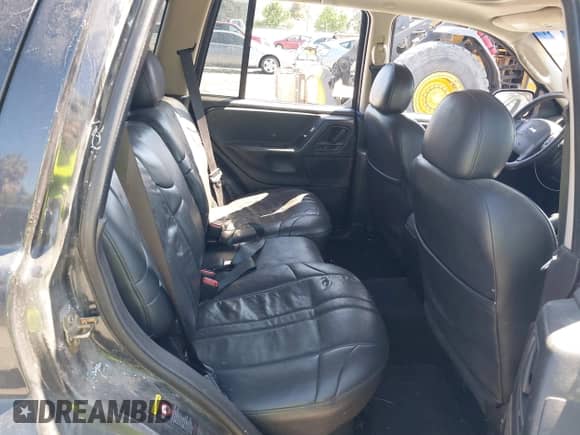 2004 Jeep Grand Cherokee Laredo с VIN 1J8GW48N74C229096, выставлен на аукционе IAAI как лот 42892517 с пробегом 145 850 миль миль и . История ставок и продаж доступна на DreamBid. Изображение 8.
