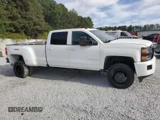 2015 Chevrolet Silverado 3500HD LT z VIN 1GC4KZC8XFF591767, wystawiony jako Copart lot #85146955 z przebiegiem 289 242 mil mil oraz Czysty tytuł • Clean title. Historia ofert i sprzedaży dostępna na DreamBid. Obrazek 4.