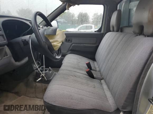 2000 Nissan Frontier XE with VIN 1N6DD21S4YC321371, listed as a Copart auction lot 55678675 with 99,775 mi miles and Salvage title. Bid and sale history available at DreamBid. Image 10.