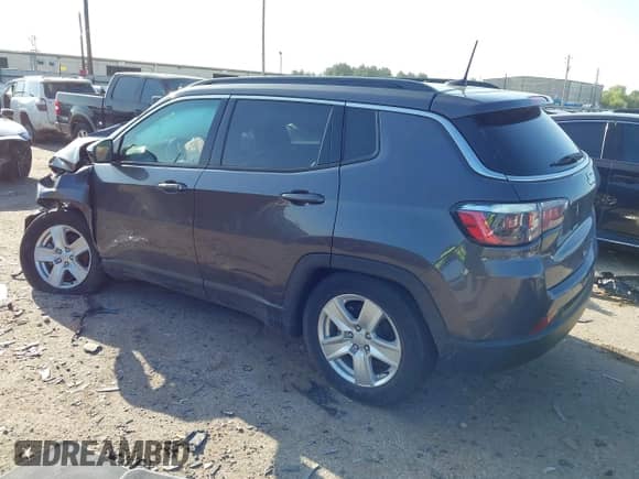 2022 Jeep Compass Altitude с VIN 3C4NJCBB8NT139533, выставлен на аукционе IAAI как лот 43095701 с пробегом 72 151 миль миль и . История ставок и продаж доступна на DreamBid. Изображение 3.