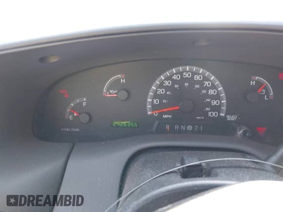 2004 Ford F-150 XL с VIN 2FTRX17204CA74002, выставлен на аукционе IAAI как лот 43194994 с пробегом 242 635 миль миль и . История ставок и продаж доступна на DreamBid. Изображение 7.