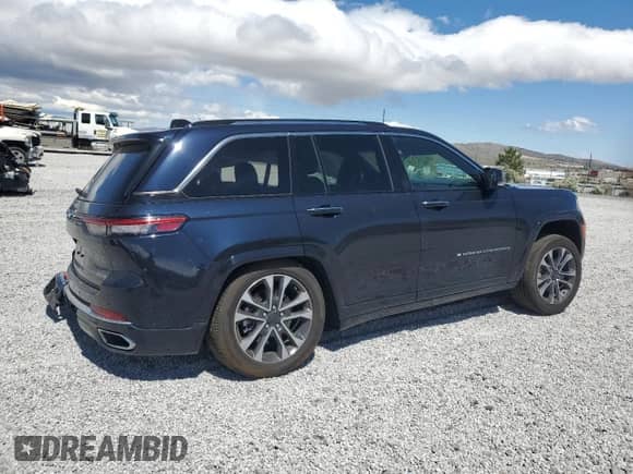 2024 Jeep Grand Cherokee Overland with VIN 1C4RJYD63RC714122, listed as a Copart auction lot 56514535 with 4,269 mi miles and Salvage title. Bid and sale history available at DreamBid. Image 3.