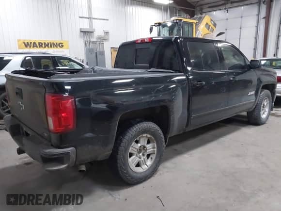 2017 Chevrolet Silverado 1500 LTZ z VIN 3GCUKSEJ3HG382718, wystawiony jako IAAI lot #41426789 z przebiegiem 145 620 mil mil oraz . Historia ofert i sprzedaży dostępna na DreamBid. Obrazek 4.