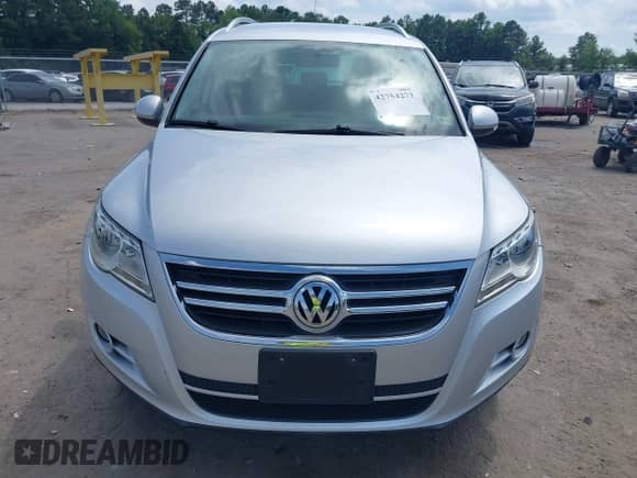 2009 Volkswagen Tiguan S с VIN WVGAV75N19W508048, выставлен на аукционе IAAI как лот 42754273 с пробегом 84 535 миль миль и . История ставок и продаж доступна на DreamBid. Изображение 12.
