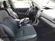 2015 Subaru Forester XT Premium z VIN JF2SJGDCXFH552071, wystawiony jako IAAI lot #42892071 z przebiegiem 116 909 mil mil oraz . Historia ofert i sprzedaży dostępna na DreamBid. Obrazek 5.