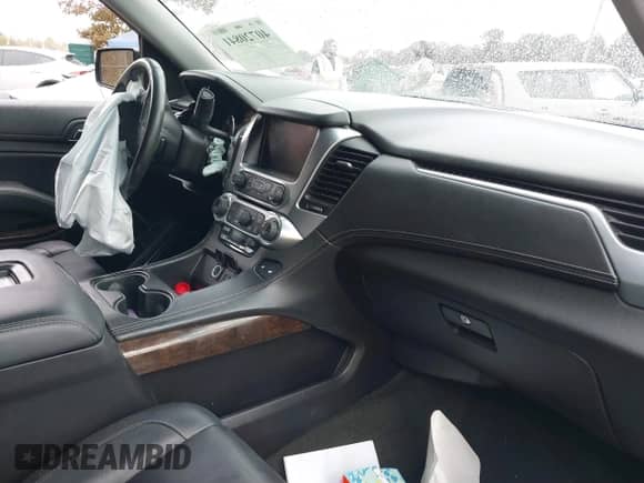 2017 Chevrolet Suburban LT с VIN 1GNSKHKC2HR291270, выставлен на аукционе IAAI как лот 40720841 с пробегом 61 652 миль миль и . История ставок и продаж доступна на DreamBid. Изображение 5.