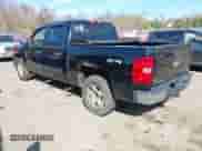 2011 Chevrolet Silverado 1500 LS z VIN 3GCPKREA4BG353984, wystawiony jako IAAI lot #42094148 z przebiegiem 218 766 mil mil oraz . Historia ofert i sprzedaży dostępna na DreamBid. Obrazek 3.