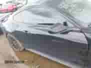 2018 Ford Mustang GT z VIN 1FA6P8CF5J5123212, wystawiony jako IAAI lot #42991896 z przebiegiem 97 579 mil mil oraz . Historia ofert i sprzedaży dostępna na DreamBid. Obrazek 14.