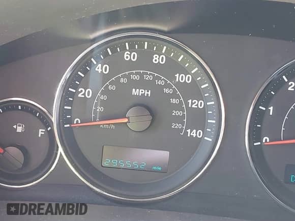 2007 Jeep Commander Sport with VIN 1J8HH48K67C533772, listed as a IAAI auction lot 41033399 with 295,552 mi miles and . Bid and sale history available at DreamBid. Image 15.