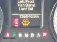 2014 Ram 1500 Express z VIN 1C6RR7KT4ES220631, wystawiony jako IAAI lot #42612207 z przebiegiem 128 548 mil mil oraz . Historia ofert i sprzedaży dostępna na DreamBid. Obrazek 16.