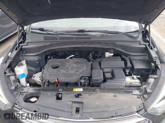 2018 Hyundai Santa Fe 2.4L with VIN 5XYZT3LB7JG562034, listed as a IAAI auction lot 43175229 with 93,961 mi miles and . Bid and sale history available at DreamBid. Image 10.