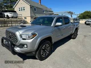 2020 Toyota Tacoma SR5 with VIN 3TMDZ5BN1LM088488, listed as a Copart auction lot 80345525 with 196,941 mi miles and Clean title. Bid and sale history available at DreamBid. Image 1.