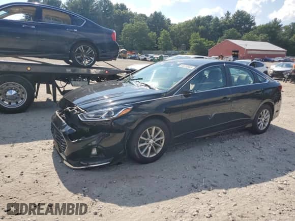 2018 Hyundai Sonata SE с VIN 5NPE24AF6JH702287, выставлен на аукционе Copart как лот 64619935 с пробегом 83 932 миль миль и Списание • Salvage title. История ставок и продаж доступна на DreamBid. Изображение 1.