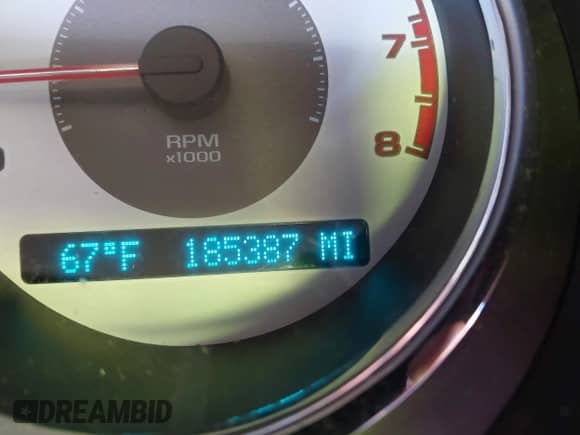 2006 Chevrolet Cobalt SS z VIN 1G1AM55B567856662, wystawiony jako IAAI lot #43317901 z przebiegiem 185 387 mil mil oraz . Historia ofert i sprzedaży dostępna na DreamBid. Obrazek 7.