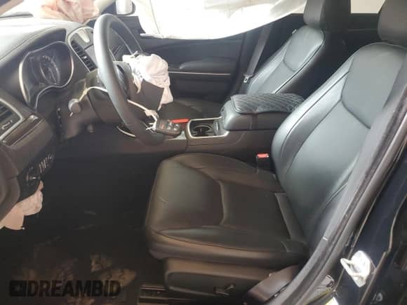 2023 Chrysler 300 Touring L with VIN 2C3CCASG9PH573347, listed as a Copart auction lot 68348105 with 6,258 mi miles and Salvage title. Bid and sale history available at DreamBid. Image 7.