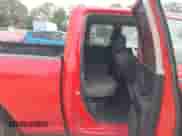 2013 Ram 1500 Express z VIN 1C6RR6FT6DS523896, wystawiony jako IAAI lot #43338595 z przebiegiem 257 199 mil mil oraz . Historia ofert i sprzedaży dostępna na DreamBid. Obrazek 8.