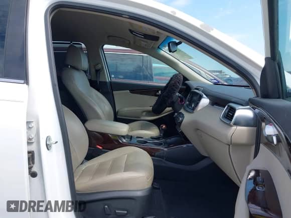2017 Kia Sorento EX with VIN 5XYPH4A58HG290700, listed as a IAAI auction lot 42241148 with 121,227 mi miles and . Bid and sale history available at DreamBid. Image 5.
