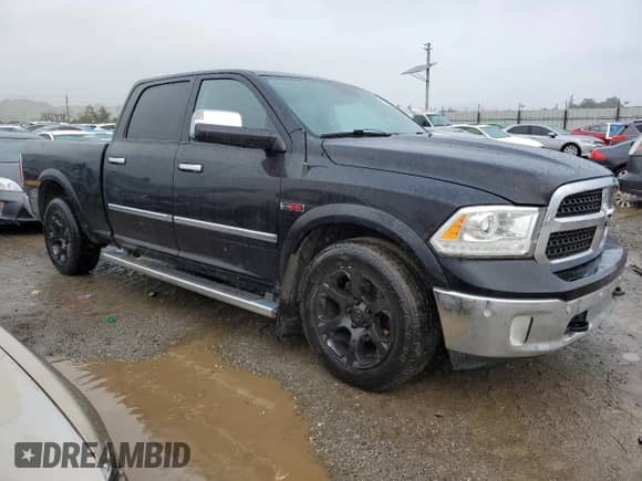 2014 Ram 1500 Laramie z VIN 1C6RR7VMXES329308, wystawiony jako Copart lot #49116375 z przebiegiem 148 881 mil mil oraz Szkoda całkowita • Salvage title. Historia ofert i sprzedaży dostępna na DreamBid. Obrazek 4.