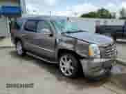 2012 Cadillac Escalade Luxury с VIN 1GYS4BEF6CR121227, выставлен на аукционе Copart как лот 61399545 с пробегом 121 638 миль миль и Списание • Salvage title. История ставок и продаж доступна на DreamBid. Изображение 4.
