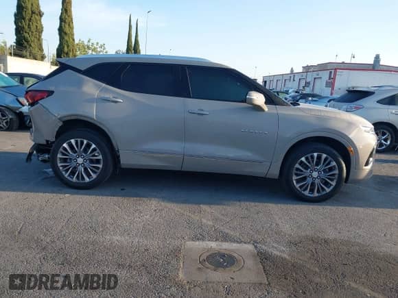 2021 Chevrolet Blazer Premier с VIN 3GNKBFR49MS530114, выставлен на аукционе IAAI как лот 41969828 с пробегом 55 516 миль миль и . История ставок и продаж доступна на DreamBid. Изображение 13.