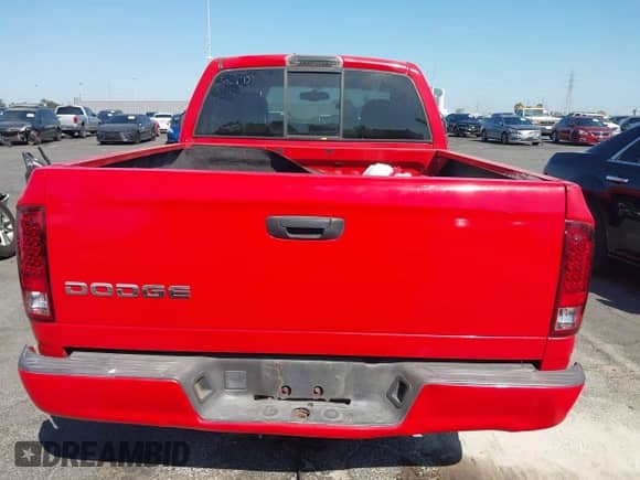 2002 Dodge 1500 z VIN 1D7HA16N42J251583, wystawiony jako IAAI lot #43061478 z przebiegiem 301 842 mil mil oraz . Historia ofert i sprzedaży dostępna na DreamBid. Obrazek 17.