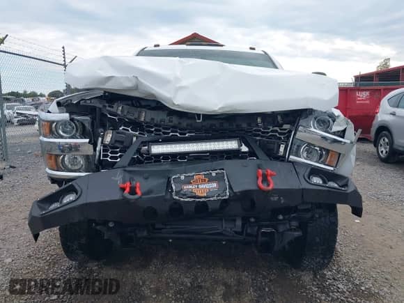 2019 Chevrolet Silverado 2500HD Work Truck z VIN 1GC1KREG3KF225232, wystawiony jako IAAI lot #43136892 z przebiegiem 53 675 mil mil oraz . Historia ofert i sprzedaży dostępna na DreamBid. Obrazek 6.