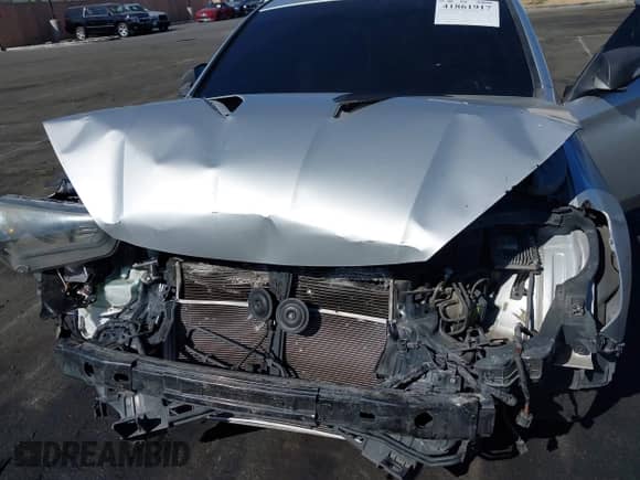 2013 Hyundai Genesis Coupe Track z VIN KMHHU6KJ9DU107882, wystawiony jako IAAI lot #41861917 z przebiegiem 92 350 mil mil oraz . Historia ofert i sprzedaży dostępna na DreamBid. Obrazek 6.