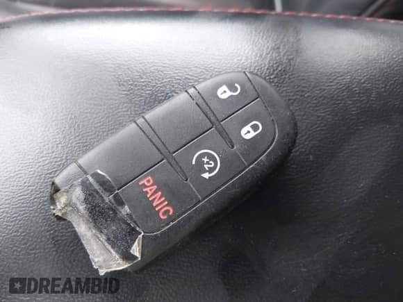 2015 Dodge Journey R/T с VIN 3C4PDDEGXFT579042, выставлен на аукционе IAAI как лот 42600406 с пробегом 145 791 миль миль и . История ставок и продаж доступна на DreamBid. Изображение 11.