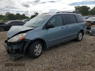 2009 Toyota Sienna XLE with VIN 5TDZK22C19S253262, listed as a Copart auction lot 81780585 with 198,221 mi miles and Salvage title. Bid and sale history available at DreamBid. Image 1.