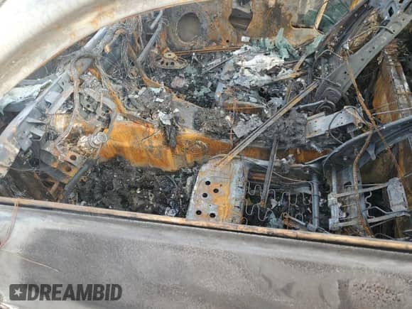 2012 Dodge Challenger SRT-8 392 с VIN 2C3CDYCJXCH123569, выставлен на аукционе Copart как лот 48527025 с пробегом Не указан миль и Списание • Salvage title. История ставок и продаж доступна на DreamBid. Изображение 7.