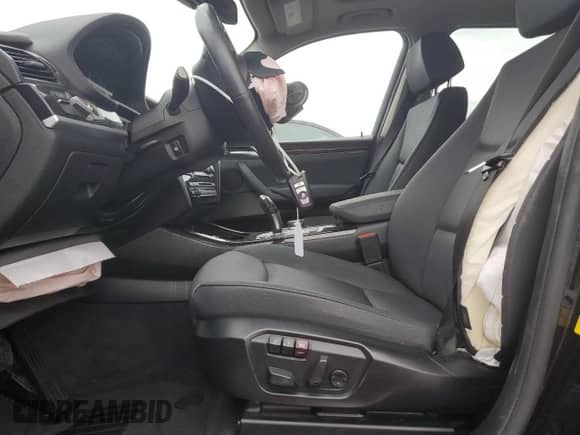 2017 BMW X3 sDrive28i with VIN 5UXWZ7C36H0X39091, listed as a Copart auction lot 85934375 with 91,971 mi miles and Salvage title. Bid and sale history available at DreamBid. Image 7.