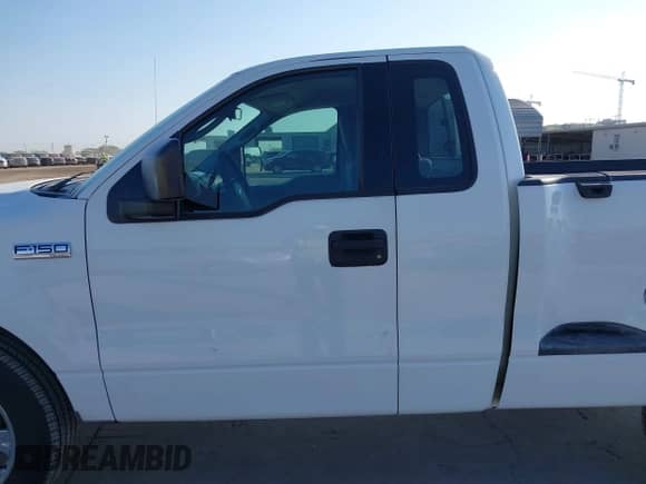 2004 Ford F-150 STX с VIN 1FTRF02W44KA08765, выставлен на аукционе IAAI как лот 43142893 с пробегом 135 104 миль миль и . История ставок и продаж доступна на DreamBid. Изображение 15.