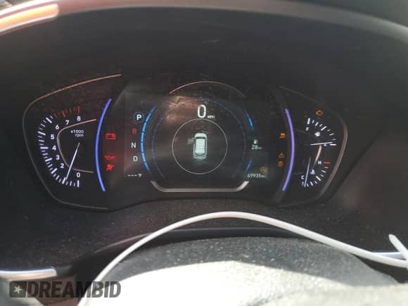2020 Hyundai Santa Fe SEL с VIN 5NMS33AD2LH257359, выставлен на аукционе Copart как лот 84023925 с пробегом 69 935 миль миль и На запчасти • Non repairable. История ставок и продаж доступна на DreamBid. Изображение 9.