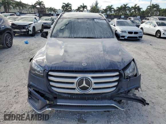 2024 Mercedes-Benz GLS 580 z VIN 4JGFF8FE0RB065082, wystawiony jako Copart lot #87834325 z przebiegiem 26 705 mil mil oraz Czysty tytuł • Clean title. Historia ofert i sprzedaży dostępna na DreamBid. Obrazek 5.