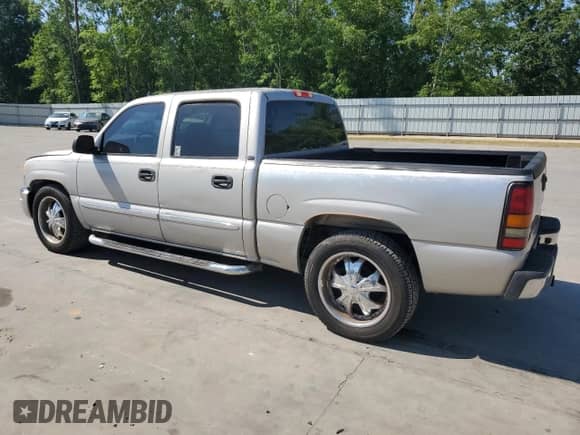 2006 GMC Sierra 1500 SLE2 with VIN 2GTEC13T161120864, listed as a Copart auction lot 54378605 with 179,636 mi miles and Salvage title. Bid and sale history available at DreamBid. Image 2.