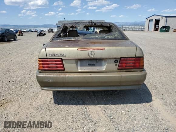 1991 Mercedes-Benz 300 с VIN WDBFA61E2MF018313, выставлен на аукционе Copart как лот 61434165 с пробегом 155 144 миль миль и Чистый • Clean title. История ставок и продаж доступна на DreamBid. Изображение 6.