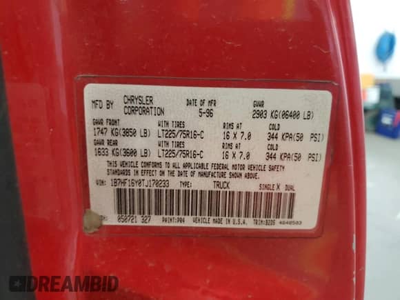 1996 Dodge 1500 с VIN 1B7HF16Y0TJ170233, выставлен на аукционе Copart как лот 84203955 с пробегом 177 280 миль миль и Списание • Salvage title. История ставок и продаж доступна на DreamBid. Изображение 13.