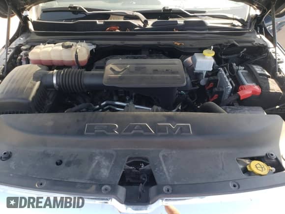 2022 Ram 1500 Big Horn z VIN 1C6RRFBG5NN198540, wystawiony jako Copart lot #81322235 z przebiegiem 48 406 mil mil oraz Szkoda całkowita • Salvage title. Historia ofert i sprzedaży dostępna na DreamBid. Obrazek 11.