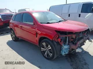 2020 Mitsubishi Outlander SE z VIN JA4AP4AU2LU005250, wystawiony jako IAAI lot #42943782 z przebiegiem 146 357 mil mil oraz . Historia ofert i sprzedaży dostępna na DreamBid. Obrazek 1.